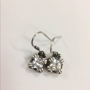 Retired Silpada Fleur De Lis filigree earrings